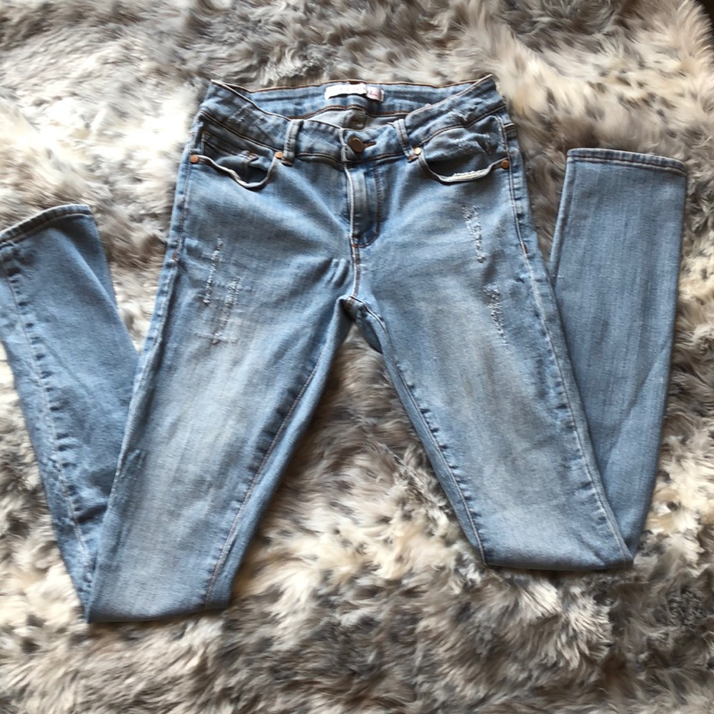 Mid Rise Jeans - Picture 2 of 5